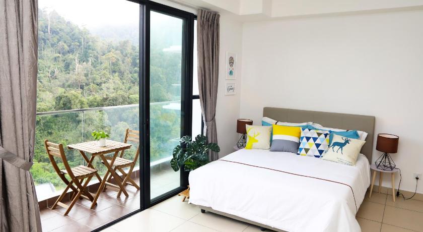 WARM & COZY HOME @ MIDHILLS  GENTING - image 2