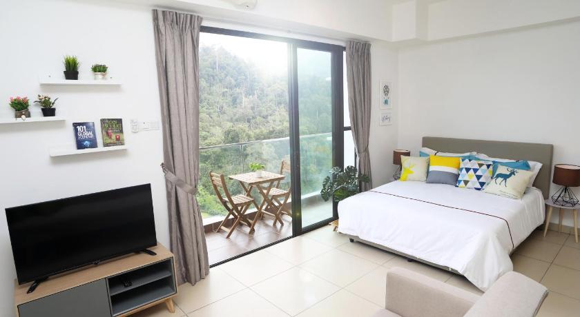 WARM & COZY HOME @ MIDHILLS  GENTING - image 10