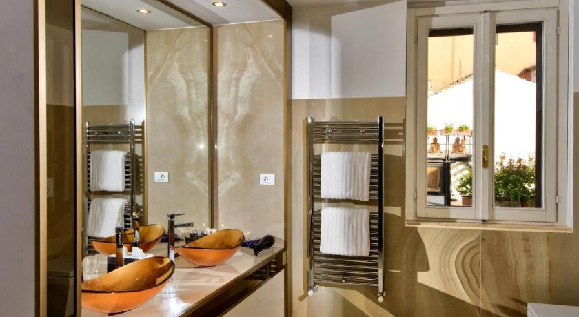 Penthouse Suite Rome photo