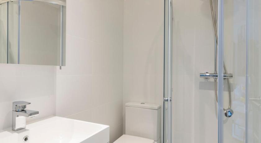 18 Forest Gate-NEW - image 10