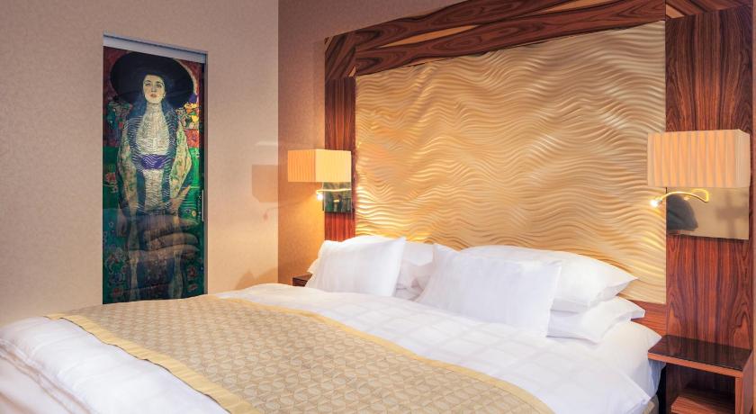 Image of Habitación Superior Elegant (Superior Elegant Room) 8