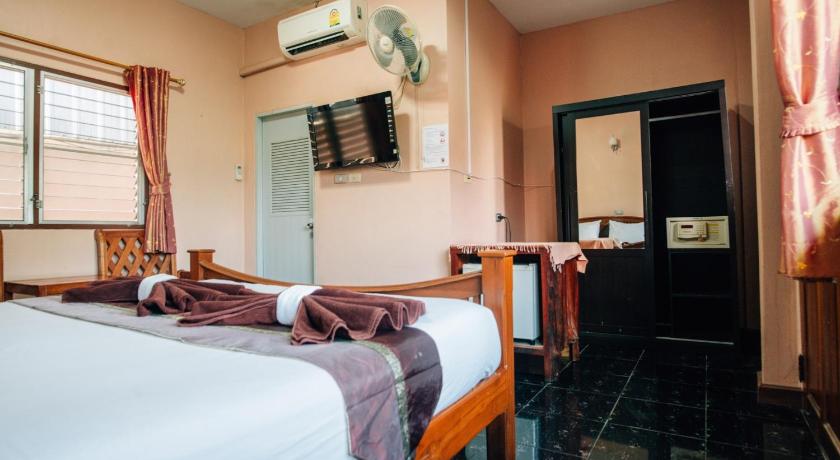 Image of Superior Twin Room for 2 People 7