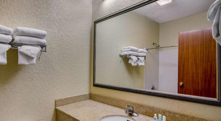 Clarion Suites Gwinnett Place