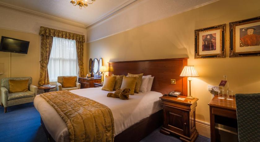 Image of Classic Double or Twin Room (please specify on bo 4