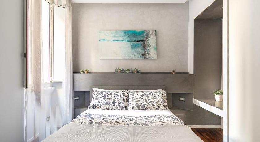 Living RHome - Condotti Apartment photo