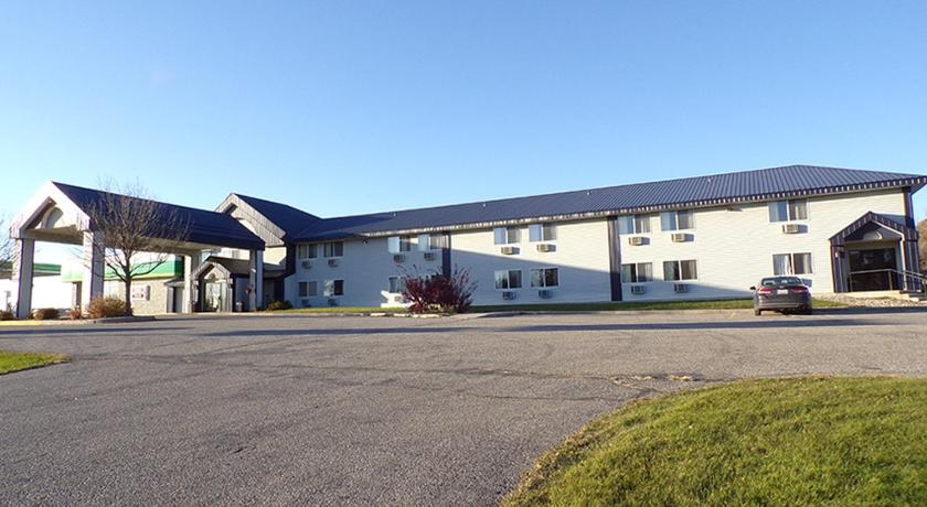 Airport Hotel Seaforth Hotels At Fuhr Flying Svc Airport -