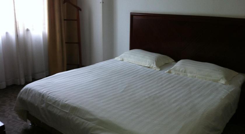 Image of Deluxe Suite 4
