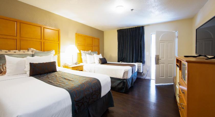 Travelodge by Wyndham Merced Yosemite