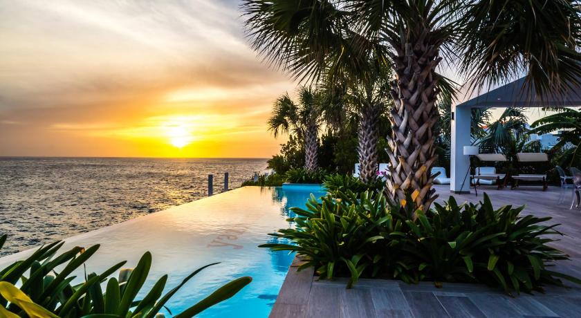 Villa Yazmin 価格 写真 レビュー アドレス キュラソー島 Villa Yazmin 価格 写真 レビュー アドレス キュラソー島