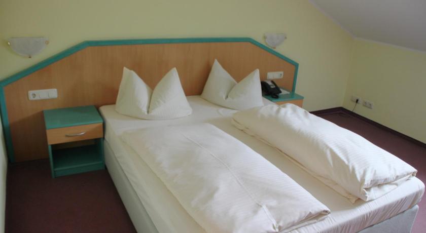 Gasthof Hotel zur Post photo