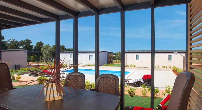 Superior Mobile Homes in Camping Kastanija photo