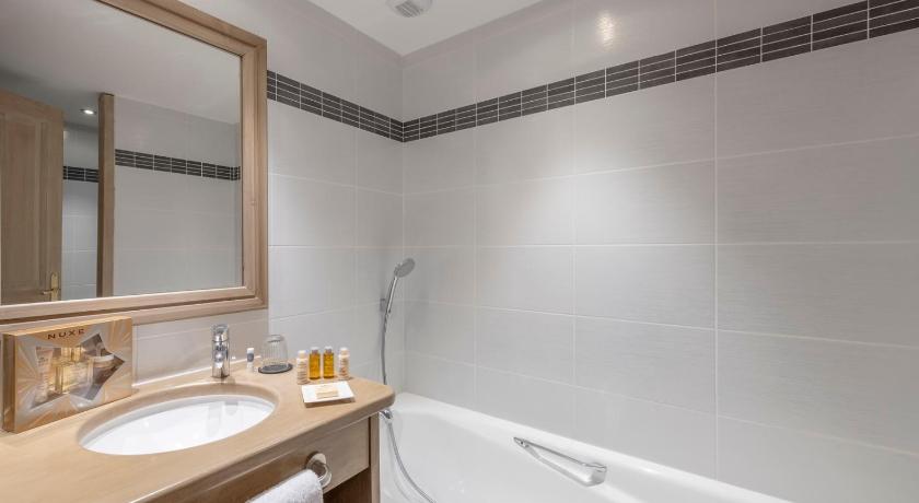 Image of Standard Double or Twin Room 6