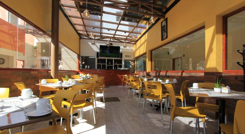 Hotel Santa Rita - image 4