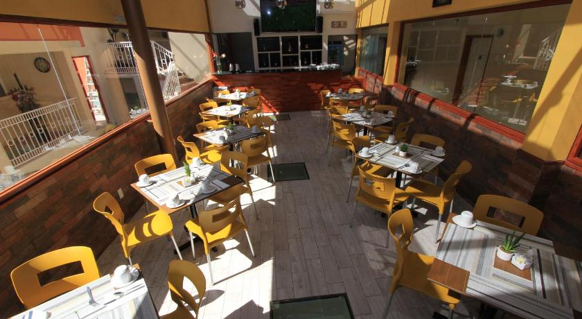 Hotel Santa Rita - image 11