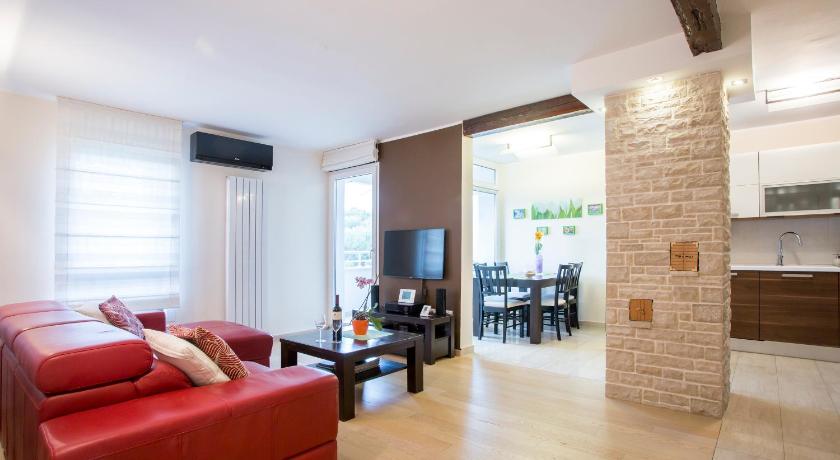Luxury apartment SEA — Hotel in Pula