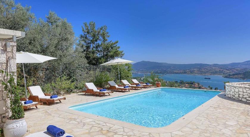 Villa Drepanou Bay photo