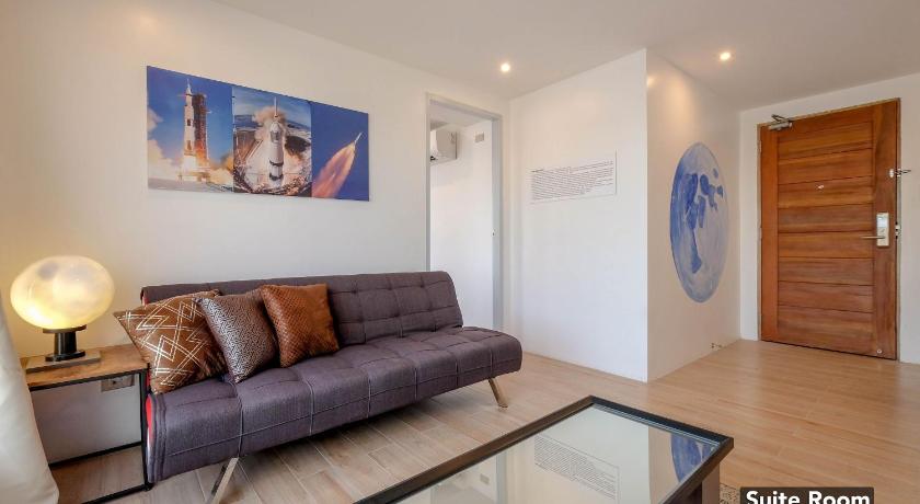 Image of Suite Room 12