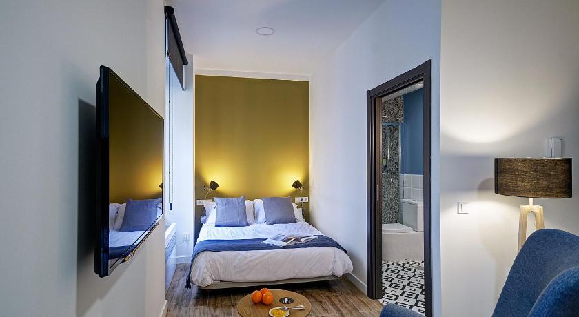 Apartamentos AL-QAZERES LUXURY La Concepcion photo