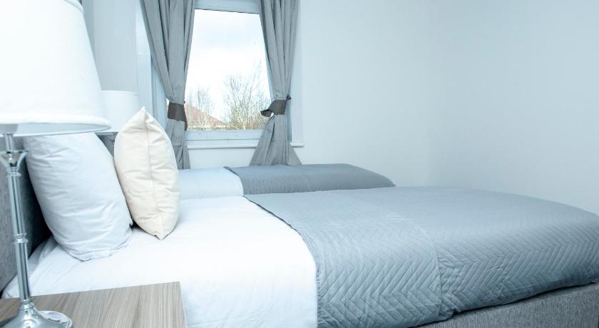 Falconer Rise photo