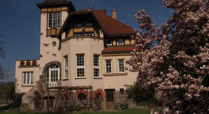 Amalie Vila 1921 Secesni Nostalgie Hotel Olomouc Deals Photos Reviews Amalie Vila 1921 Secesni Nostalgie Hotel Olomouc Deals Photos Reviews