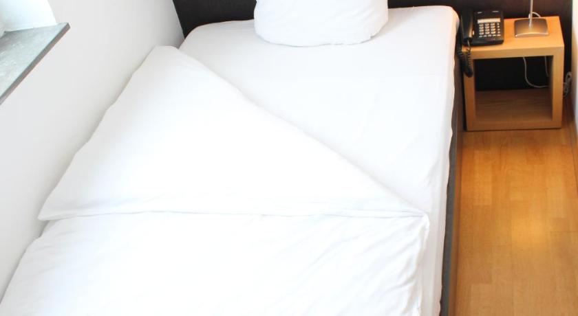 Hotel Lorenz Essen Reviews Pictures Deals