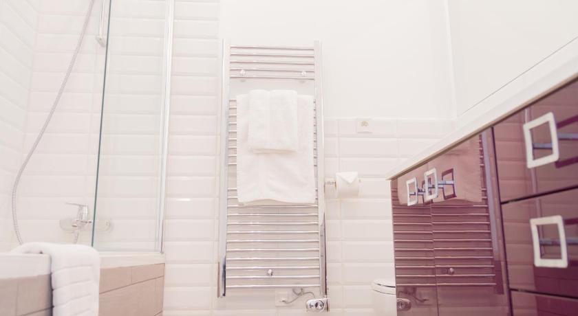 Sunlight Properties - "Legend " - Bright - Near Promenade des Anglais photo