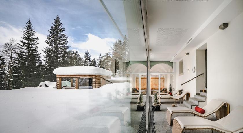 Blatter's Arosa Hotel & Bella Vista SPA photo