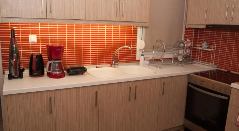 Stylish Zoi's appartment next to HELEXPO, White Tower photo