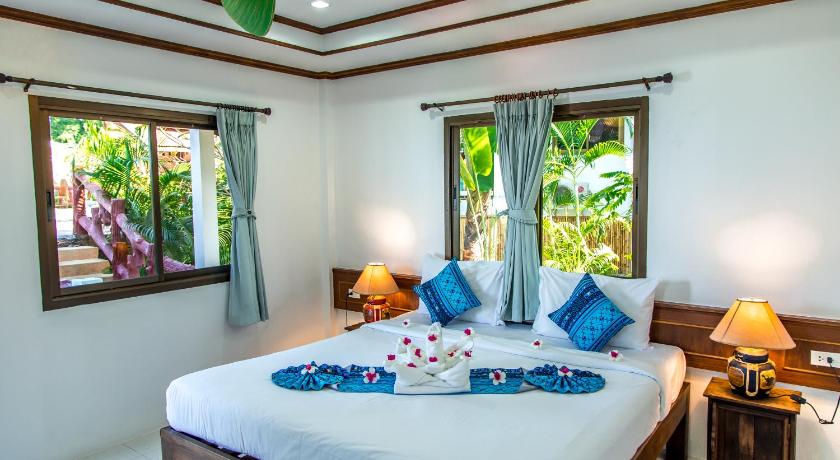 Image of Pool Side Bungalow 3