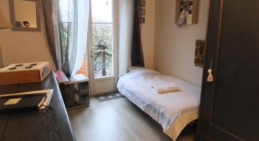 沙吕塞（利摩日） La THIBAUDIERE Glycine 3星级 酒店 景观