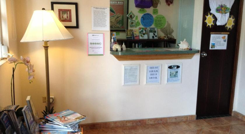 Luquillo Sunrise Beach Inn photo