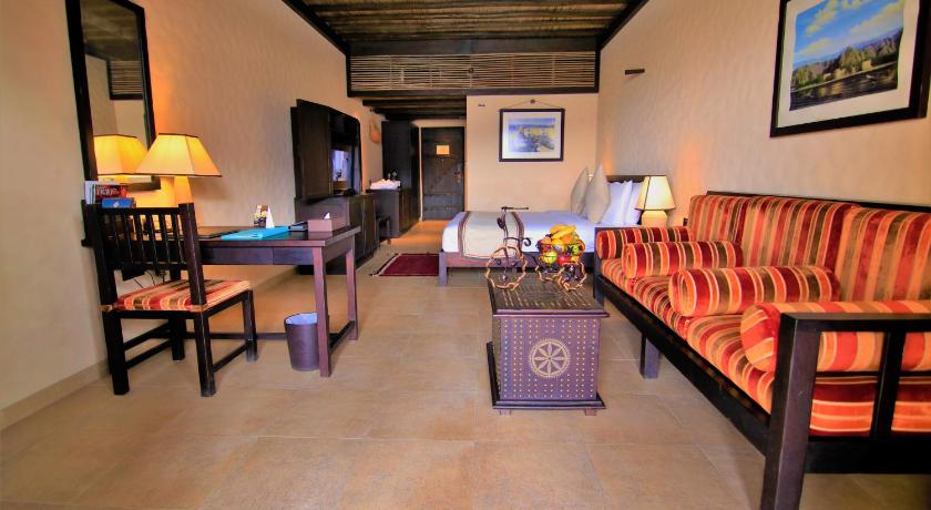 Image of Superior King Room 12