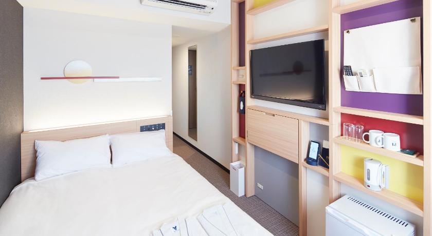 hotel MONday Tokyo Nishikasai photo