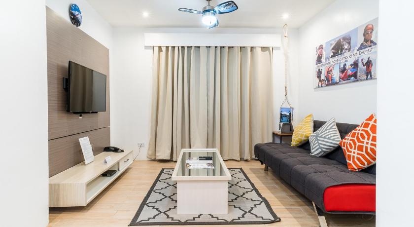 Image of Suite Room 8