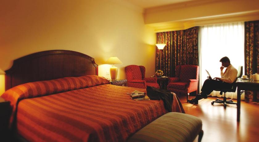 Image of Club Twin Room 8