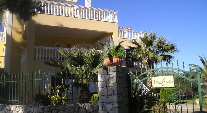 Nikolaos Studios Skala photo