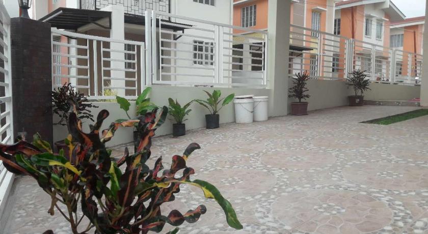 3BR house @ Fiesta Village photo