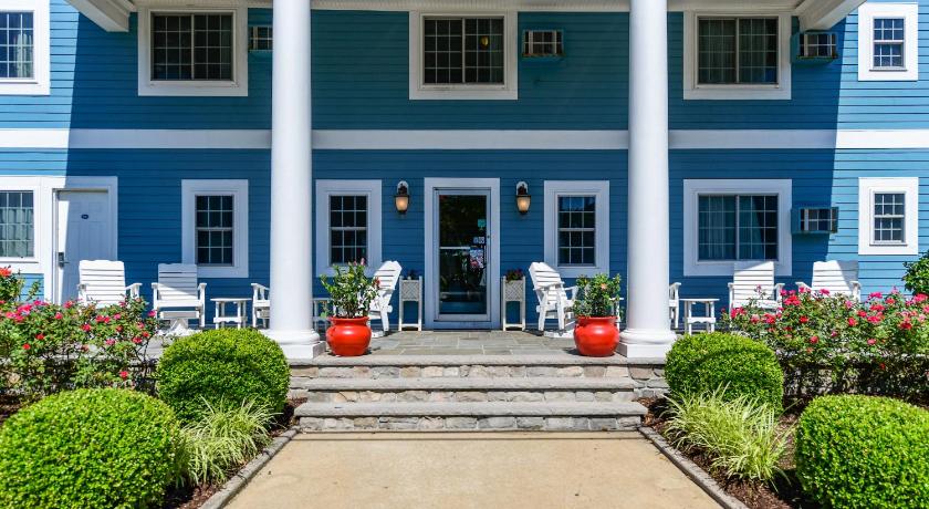 Commander Beach House Hotel photo