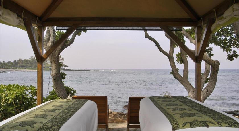 Fairmont Orchid Gold Experience