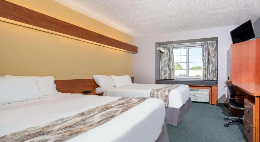 Microtel Inn & Suites by Wyndham New Ulm