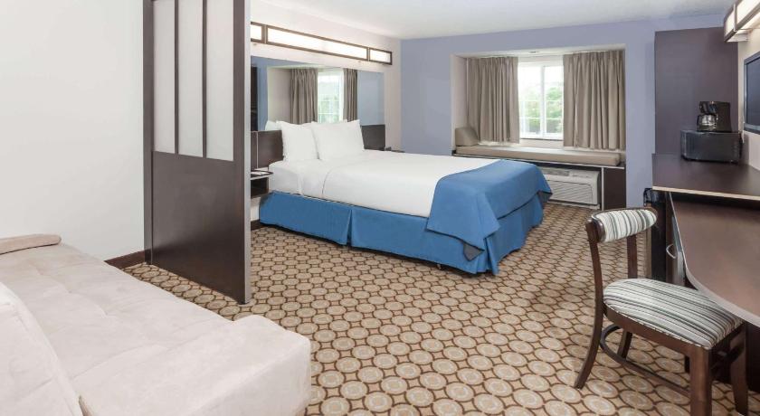 Microtel Inn & Suites by Wyndham Elkhart