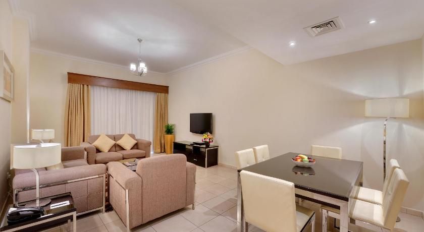 Pearl Marina Hotel Apartment - image 3
