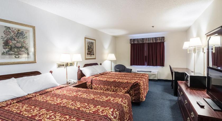 Q Express Inn & Suites photo