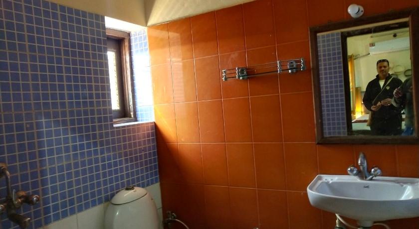 Om Shanthi paying guest house photo