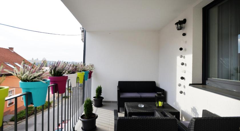 Balcony/terrace, ONE Luxury Suites Eger in Eger