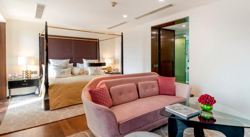 Image of Sultan Suite 1
