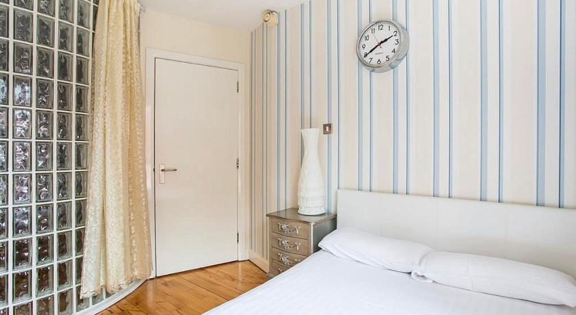 Spacious Belfast City Centre Duplex Apartment photo