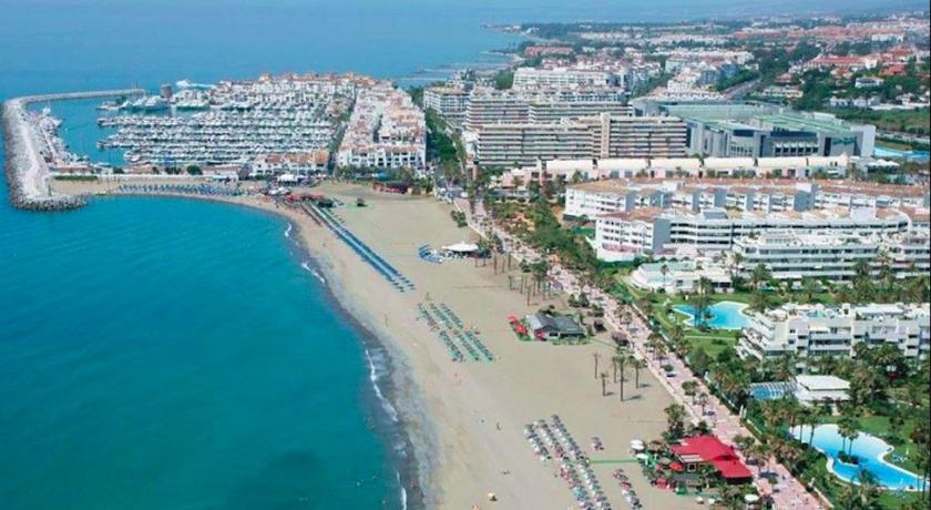 Center Puerto Banus -3 bedrooms photo