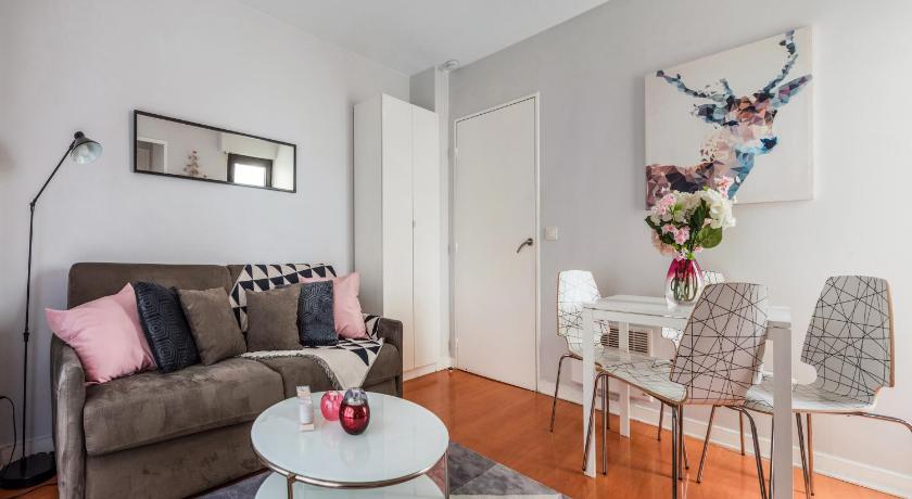 Image of One-Bedroom Apartment 6