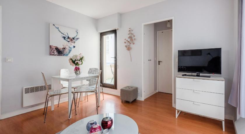 Image of One-Bedroom Apartment 5